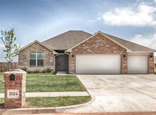 2024 W Black Powder Way, Mustang, OK 73064