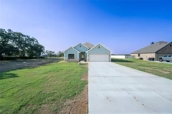 960 Kite Road, Mineral Wells, TX 76067