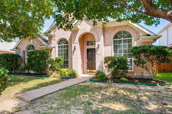 5612 Overland Drive, The Colony, TX 75056