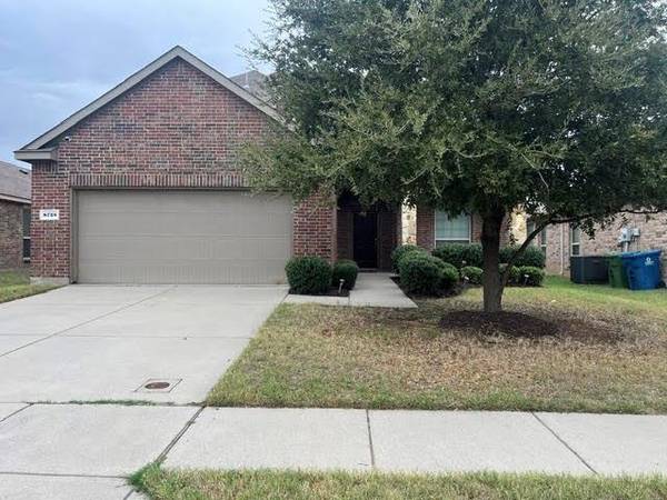 8725 Yosemite Trail, Cross Roads, TX 76227