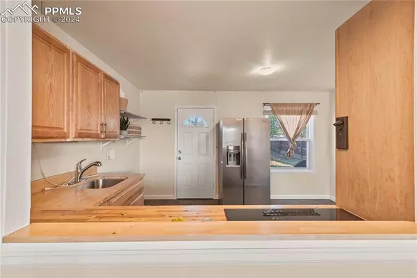 Colorado Springs, CO 80910,2802 Casden CIR