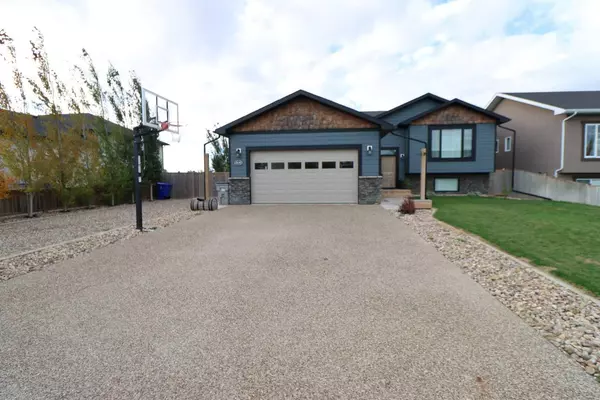 609 10 AVE West, Barnwell, AB T0K 0B0