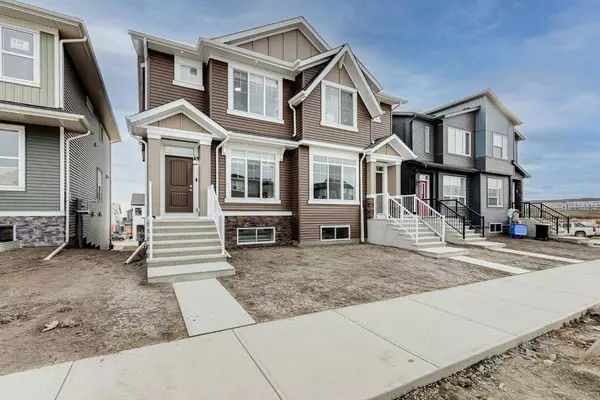 Calgary, AB T3R 2E2,152 Edith PL Northwest