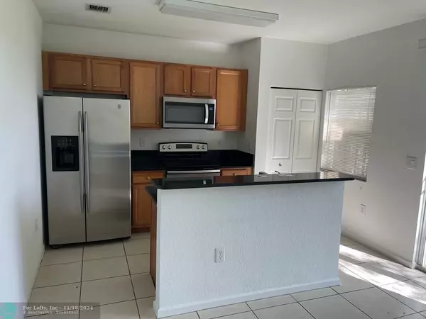 Miramar, FL 33025,12096 SW 28TH ST  #504