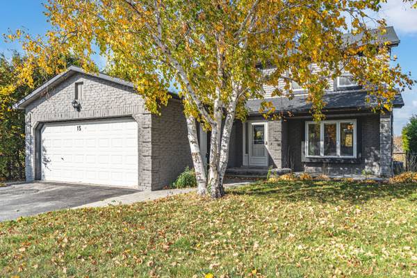 15 Herrell AVE, Barrie, ON L4N 6T5