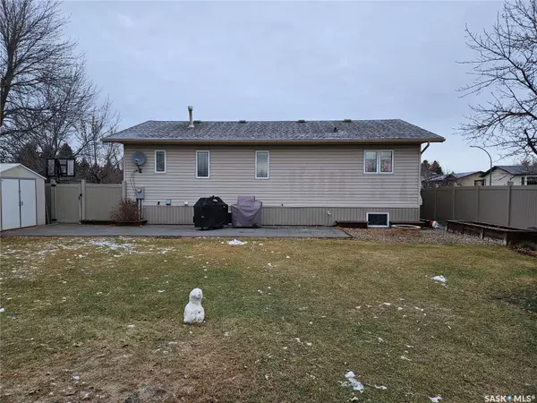 Carlyle, SK S0C 0R0,525 Carlyle AVENUE