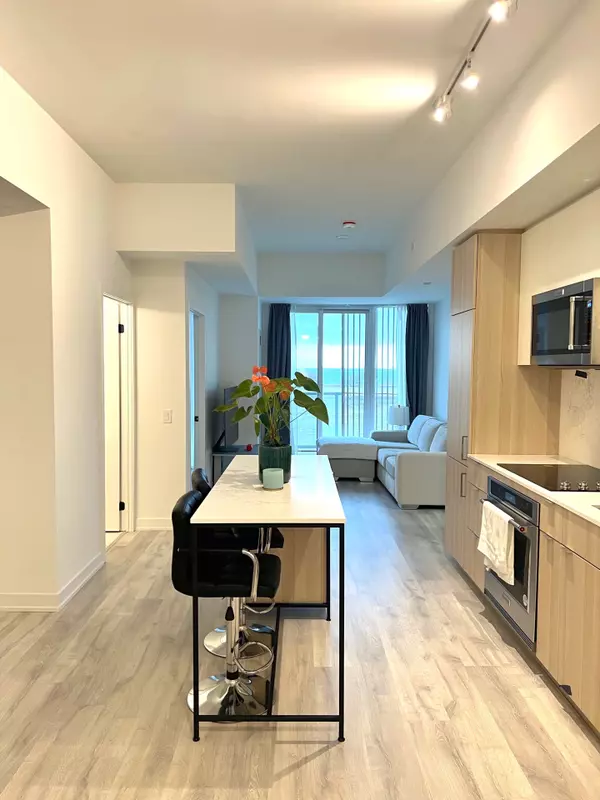 220 Missinnihe WAY #415, Mississauga, ON L5H 0A9