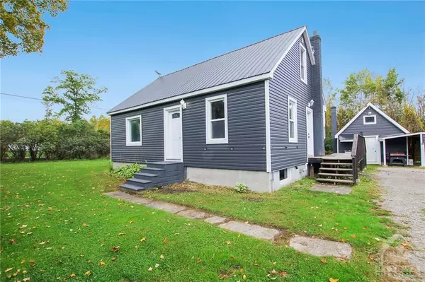 Lanark, ON K7H 3C3,3136 MCLACHLIN RD