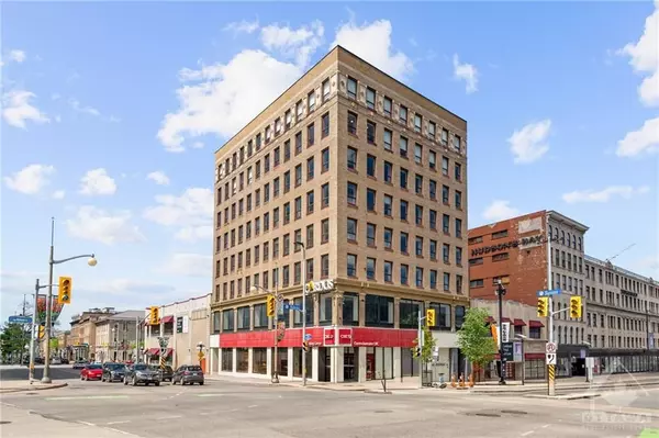 45 RIDEAU ST #200, Lower Town - Sandy Hill, ON K1N 5W8