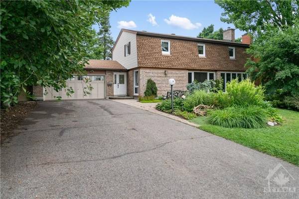 20 NORTHVIEW RD, Cityview - Parkwoods Hills - Rideau Shore, ON K2E 6A7