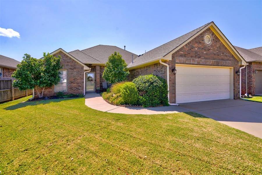 2328 NW 157th Street, Edmond, OK 73013