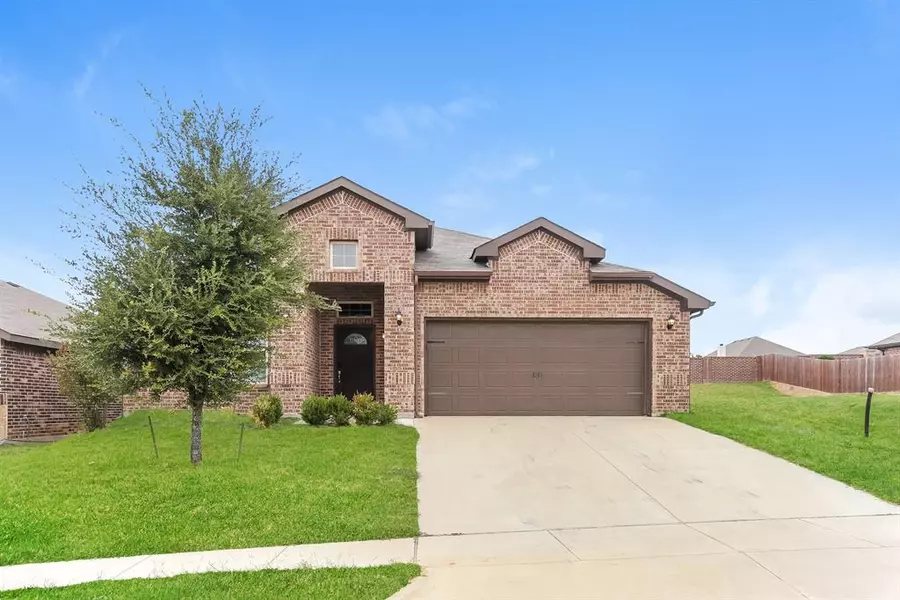 924 Deer Valley Drive, Weatherford, TX 76087