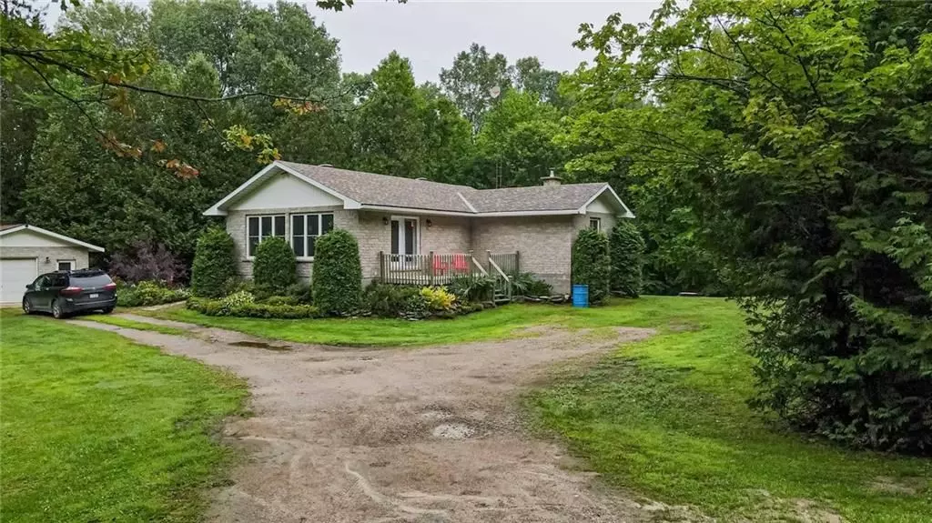 117 LEHOVITCH RD, Madawaska Valley, ON K0J 1B0