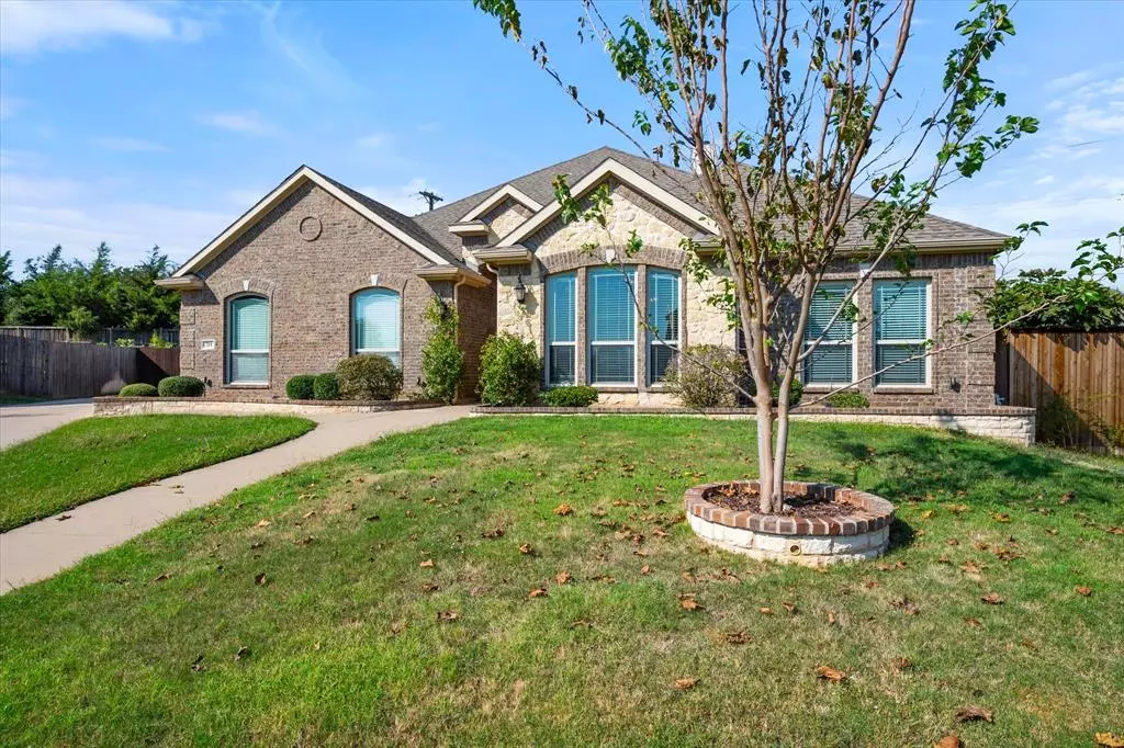 Kennedale, TX 76060,211 Chateau Avenue