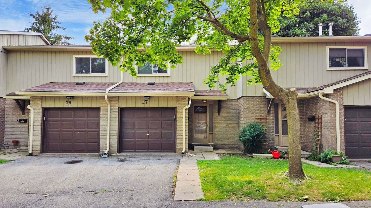 Kitchener, ON N2M 5E5,51 Paulander DR #27