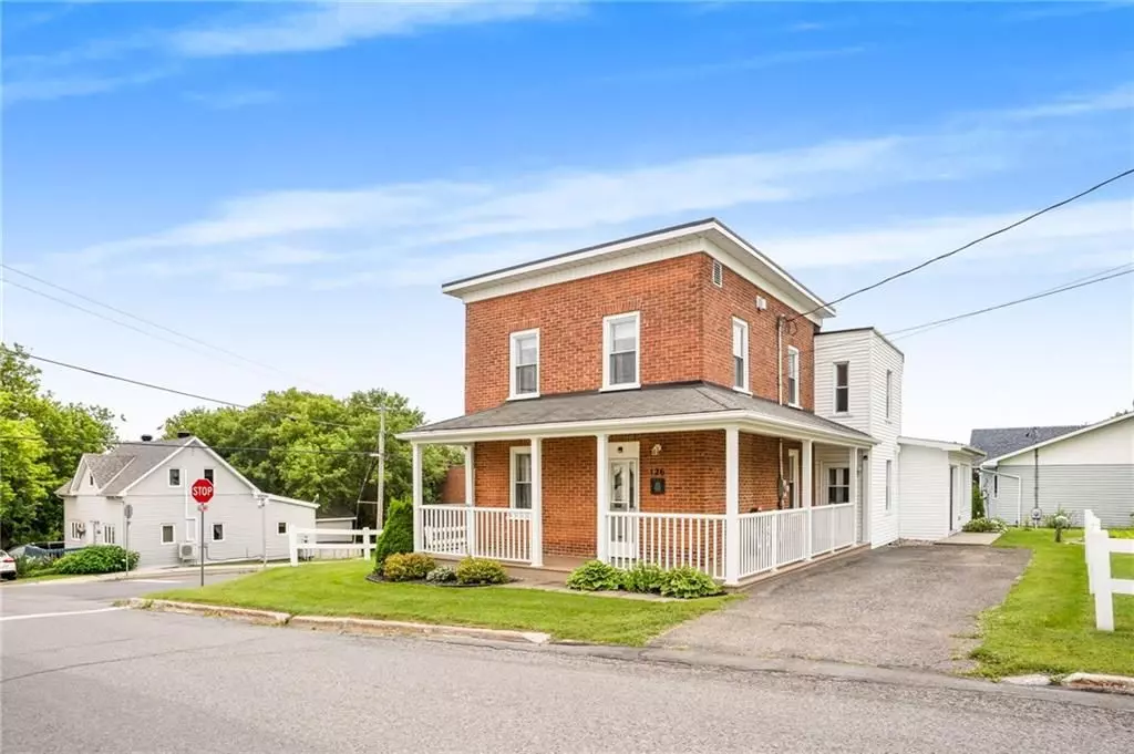 Champlain, ON K0B 1R0,126 MILL ST