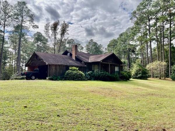 566 Pine Park Road, Cairo, GA 39828