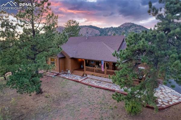 281 Sunset LN, Cripple Creek, CO 80813