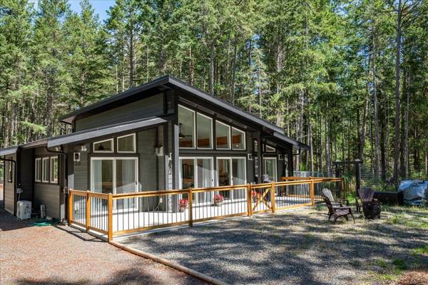 1802 Stalker Rd, Gabriola Island, BC V0R 1X7