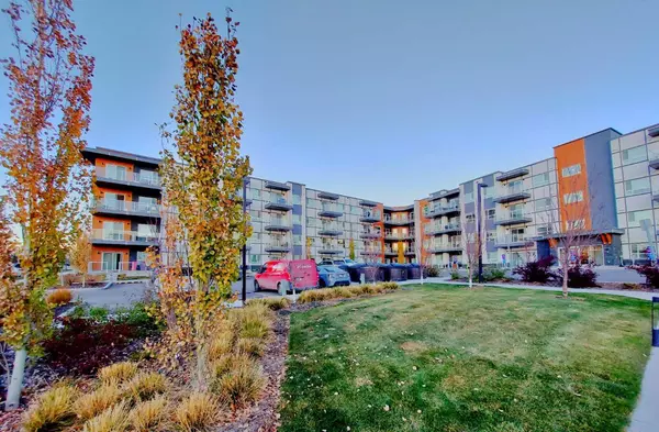 360 Harvest Hills WAY NE #111, Calgary, AB T3K 2S1