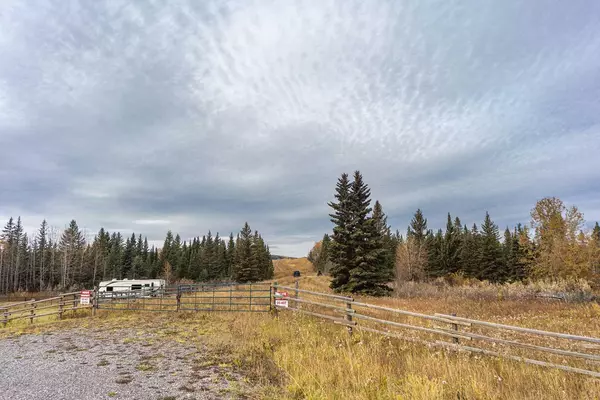 Rural Foothills County, AB T0L 1W4,186083 Priddis Valley RD W #100