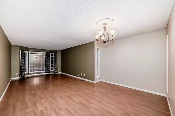 Calgary, AB T3H 1B9,219 Coachway RD Southwest