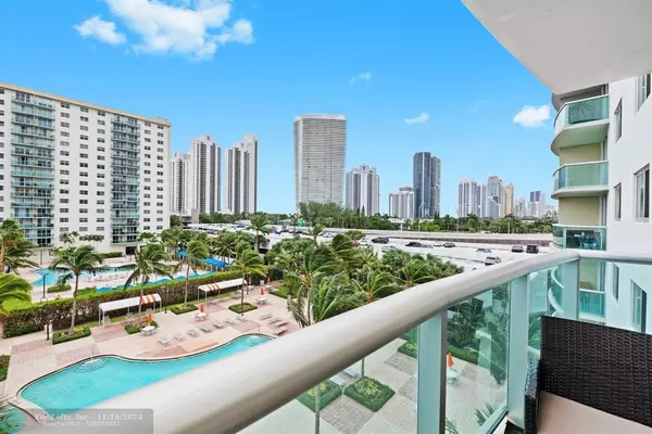 Sunny Isles Beach, FL 33160,19380 Collins Ave  #506