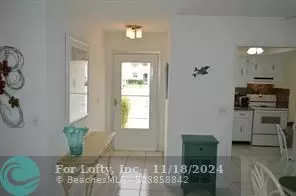 West Palm Beach, FL 33415,2666 Emory Dr  #H