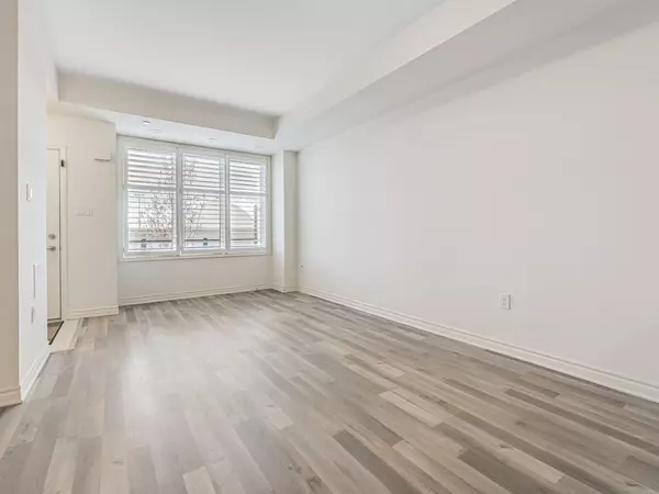 Mississauga, ON L5J 0B3,2255 Mcnab LN #11