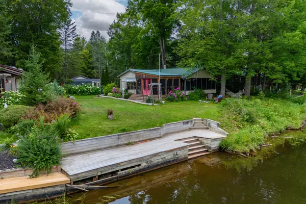 Kawartha Lakes, ON K0M 1N0,357 Southam DR