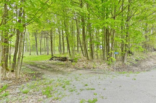 1465 Philipston RD, Centre Hastings, ON K0K 2Y0