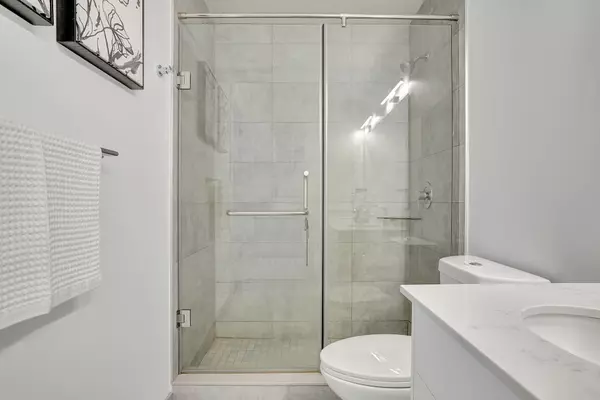 15 Glebe ST #912, Cambridge, ON N1S 0C3