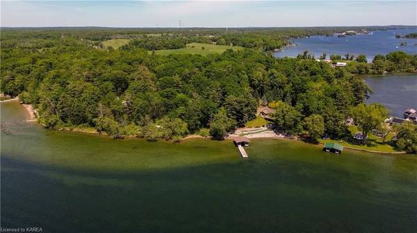 Leeds And The Thousand Islands, ON K7G 2V5,333 HOWE ISLAND FERRY RD