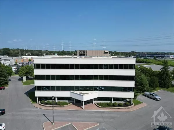 Kanata, ON K2M 2E9,135 MICHAEL COWPLAND DR #120