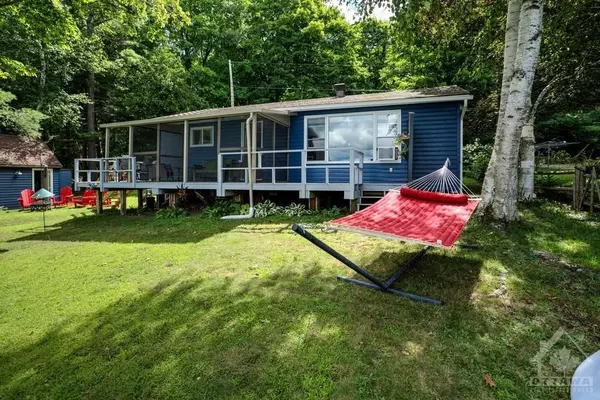 Rideau Lakes, ON K0G 1V0,31 EVERGREEN LN