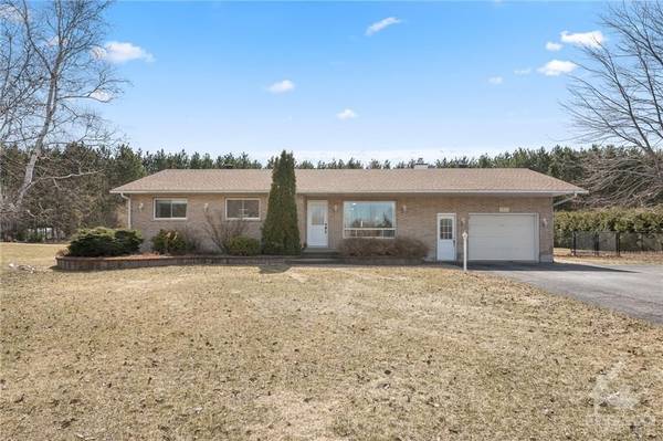 1310 LACROIX RD, Clarence-rockland, ON K0A 2A0