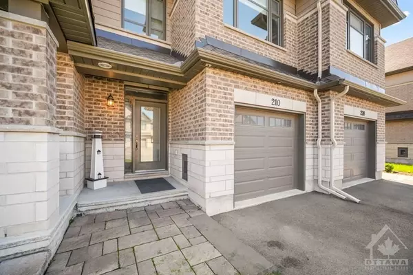 Stittsville - Munster - Richmond, ON K2S 1P8,210 PURCHASE CRES