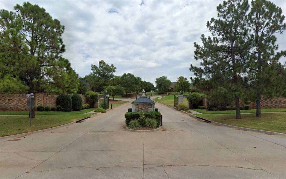 Ridgecrest Drive, Purcell, OK 73080