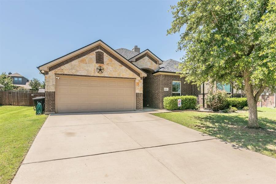 1169 Sapphire Lane, Burleson, TX 76058