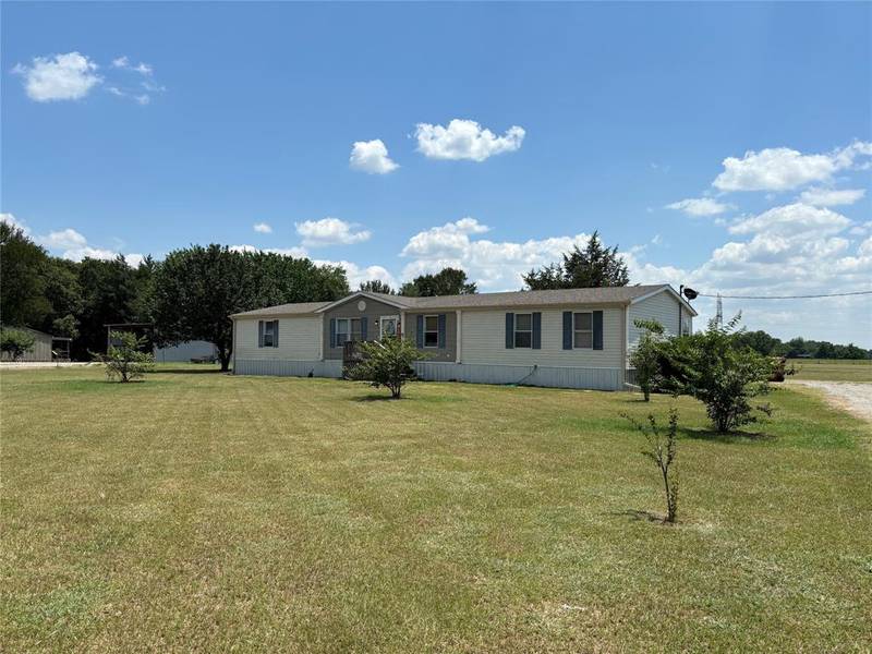 2319 Recreation Road 3, Bonham, TX 75418