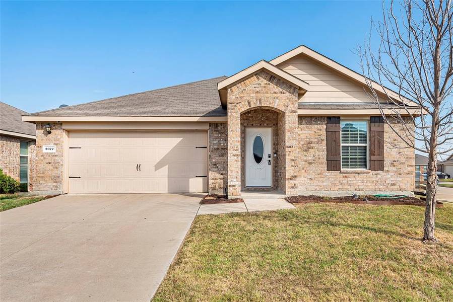 2077 Enchanted Rock Drive, Forney, TX 75126