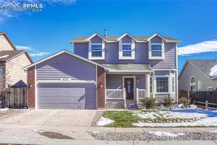 6723 Snowy Range DR, Colorado Springs, CO 80923