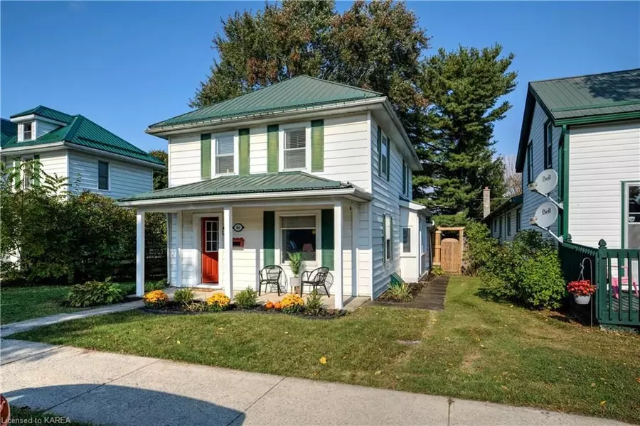 364 BROCK ST, Gananoque, ON K7G 1K6