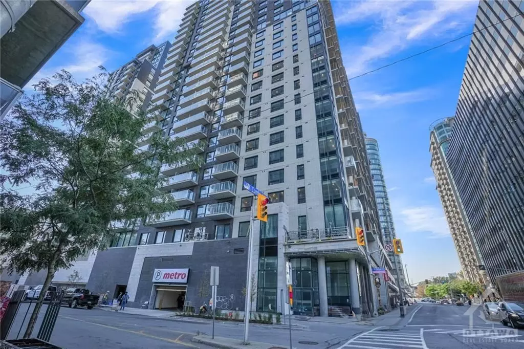 Lower Town - Sandy Hill, ON K1N 0G8,180 GEORGE ST #805