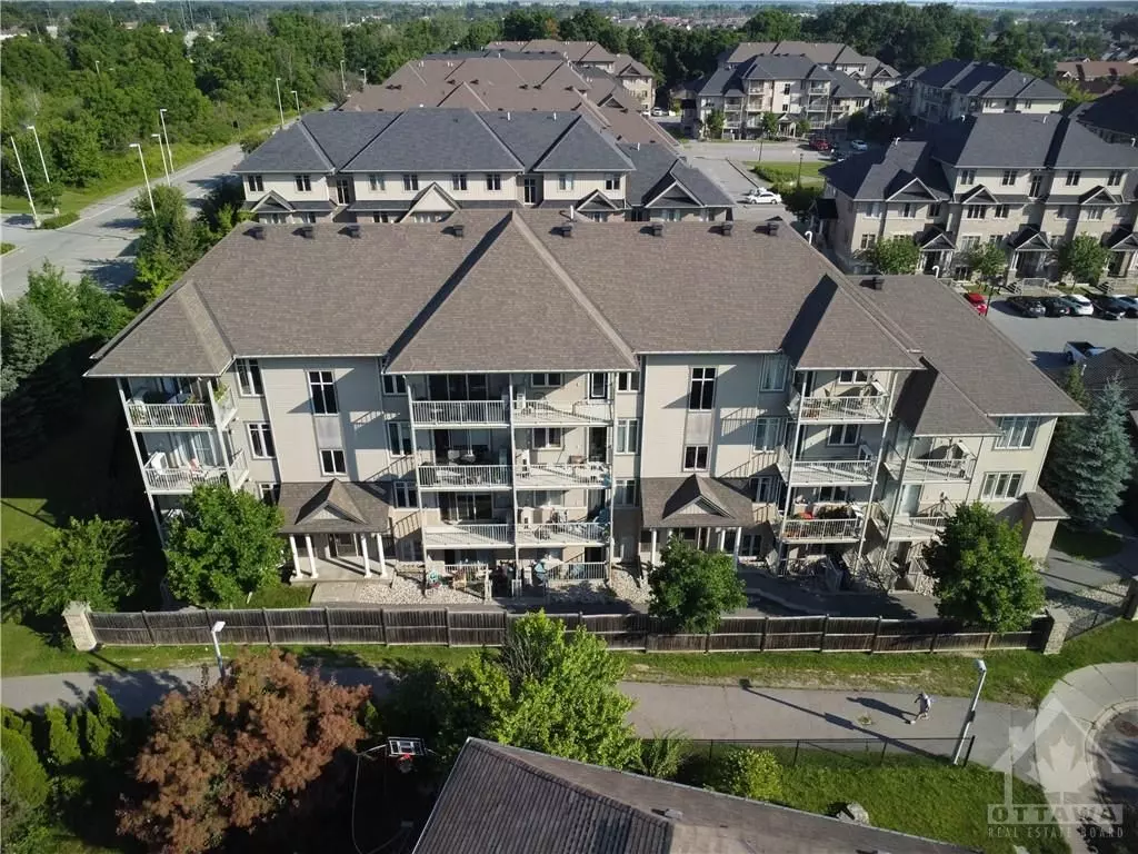 Barrhaven, ON K2J 2T3,56 B TAYSIDE