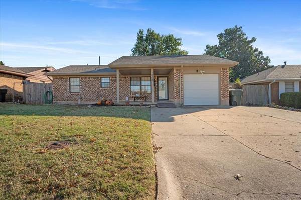 1200 W Woodlane Drive, Midwest City, OK 73110