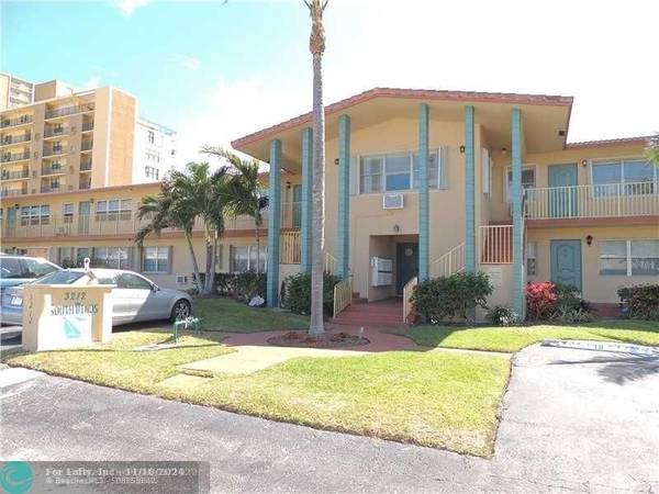 Pompano Beach, FL 33062,3212 NE 8th Ct  #19