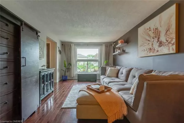 Kitchener, ON N2N 2S1,96 MONTANA CRES