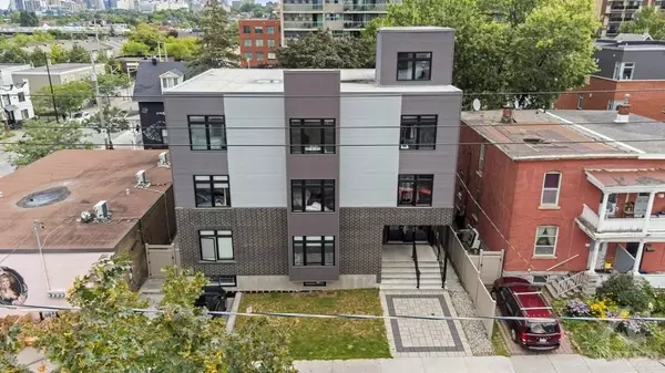 9 SPADINA AVE, West Centre Town, ON K1Y 2B8