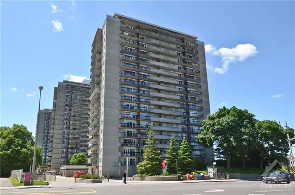 158B MCARTHUR AVE #1604, Vanier And Kingsview Park, ON K1L 8E7